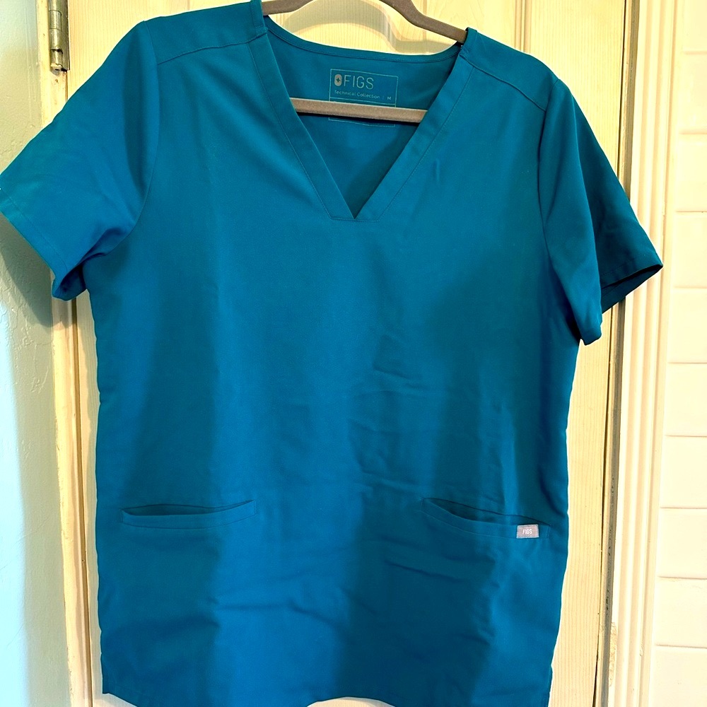 Figs Scrubs Pacific Blue Top Size M